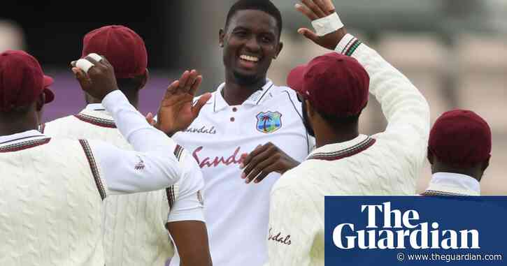 West Indies have England on ropes after captain Holder leads by example