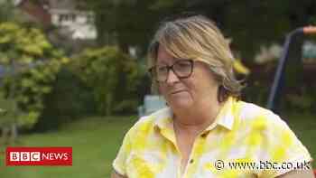 Vaginal mesh: 'I have been in pain for so many years'