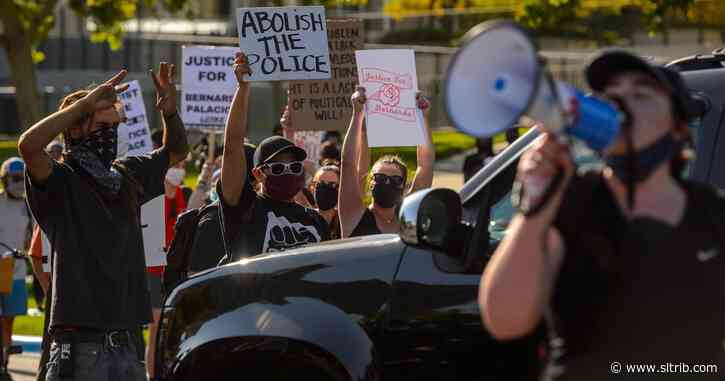 Protesters angry at Bernardo Palacios-Carbajal ruling protest in front of the district attorney’s office