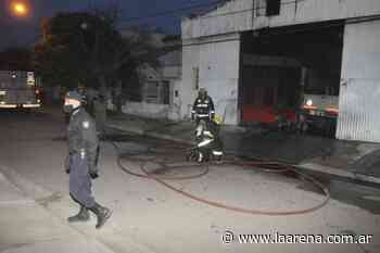 Se incendió un taller en Santa Rosa - La Pampa La Arena