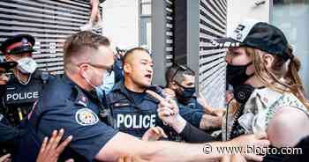 Rent protest outside Toronto Mayor John Tory's home turns violent - blogTO