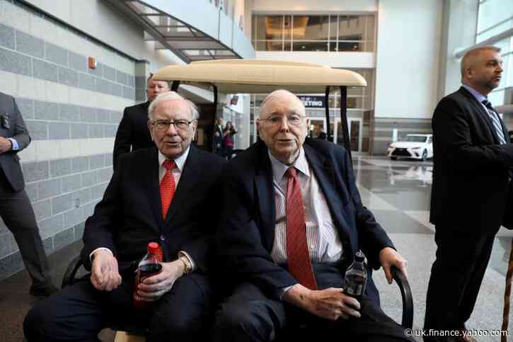 Buffett's Berkshire Hathaway reduces share count, suggesting possible buybacks
