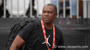 Raiders hire former NFL great Randall Cunningham as team chaplain for first season in Las Vegas