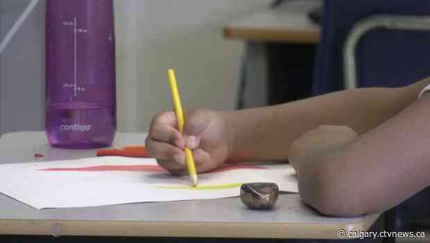 Alberta school board admits students won't be able to physically distance in any scenario