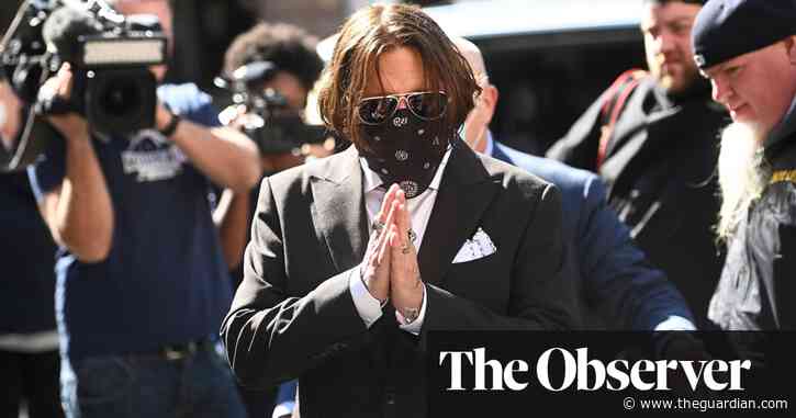 Jealous Johnny Depp ‘tried to stop Amber Heard sex scenes’, court told