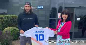 Danny Graham raises £10,000 for 'unbelievable' NHS heroes at Gateshead hospital - Chronicle Live
