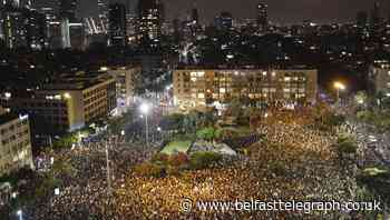 Israelis protest against government’s economic response to virus