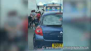 Ice cream van serves drivers stuck in M25 traffic