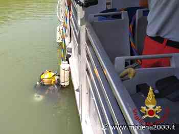 Elicottero nel Tevere, recuperati i corpi delle due vittime - Modena 2000