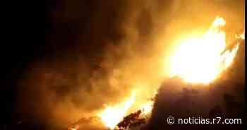 Incêndio atinge área de mata na Serra do Mar, em Cubatão (SP) - HORA 7
