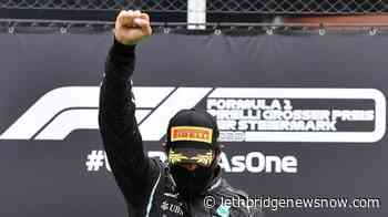 F1 star Hamilton raises right fist in fight against racism - Lethbridge News Now