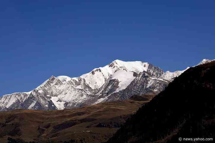 Alpine melt yields old India headlines: Indira Gandhi is PM