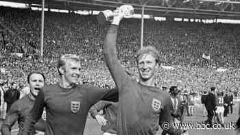 Jack Charlton: 1966 England World Cup winner dies aged 85