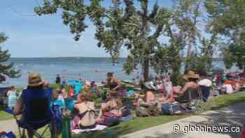 Beachgoers crowd Sylvan Lake despite pandemic rules