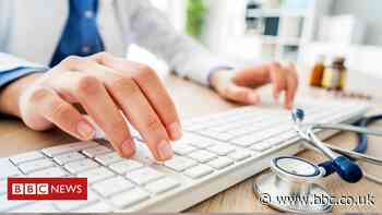 'Glitches' left cancer doctors without IT systems - BBC News