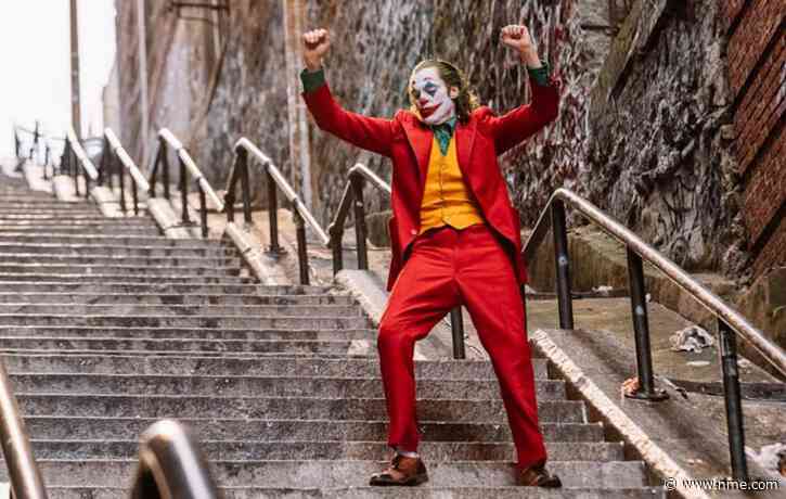 ‘Joker’ director Todd Philips shares new photo from iconic scene