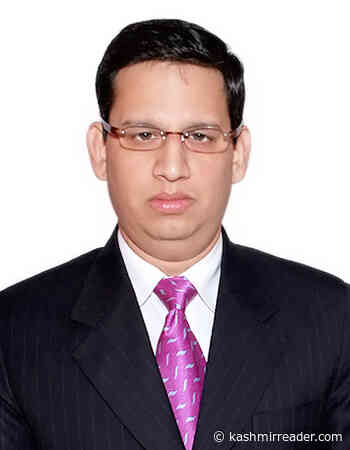 CBSE syllabus cut hampers ability to clear competitive exams, says coaching institute teacher - Kashmir Reader