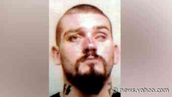 Daniel Lewis Lee: US judge delays first federal execution in 17 years
