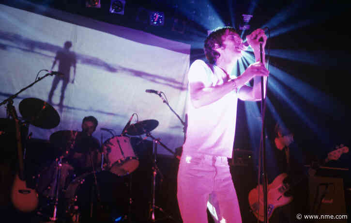 This website randomly generates a ’90s festival lineup and plays vintage live footage