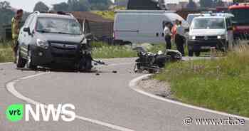Motorrijder (68) sterft na frontale botsing in Heuvelland - VRT NWS