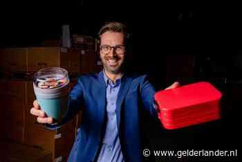 Bijna ieder kind kreeg ze mee naar school: drinkbekers en broodtrommels van Mepal