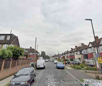 Police investigate burglary in Lower Morden