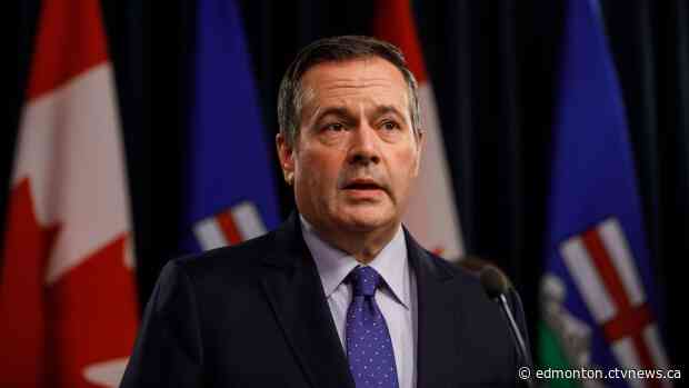 Kenney accuses Ottawa of getting in the way of Alberta's COVID-19 tracing app
