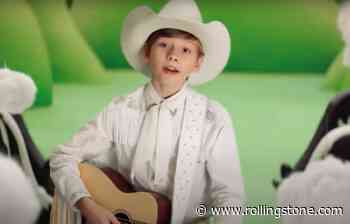 Mason Ramsey Sings About Cow Farts in New ‘Eco-Campaign’