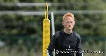 Steve Bruce tells journalists to ask Matty Longstaff about Newcastle contract