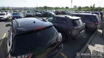 What's with all the cars parked at Ottawa's EY Centre? - CBC.ca