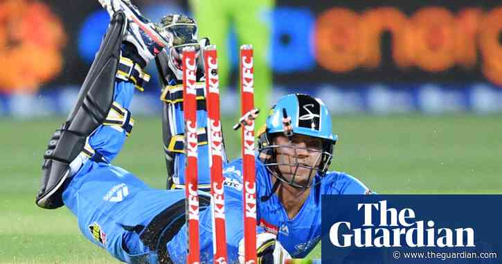 Big Bash League focuses on prime time to keep fans, broadcasters happy