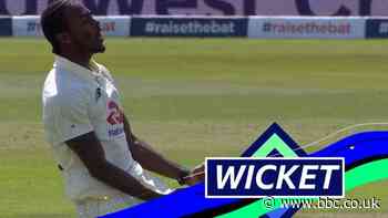 England v West Indies: Jofra Archer bouncer removes Roston Chase