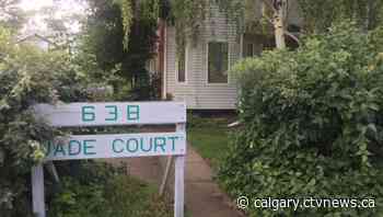 Entire Lethbridge housing complex shut down by Alberta Health Services - CTV News