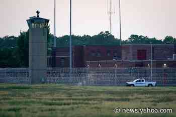 Judge blocks federal executions hours before first lethal injection in 17 years for triple murder