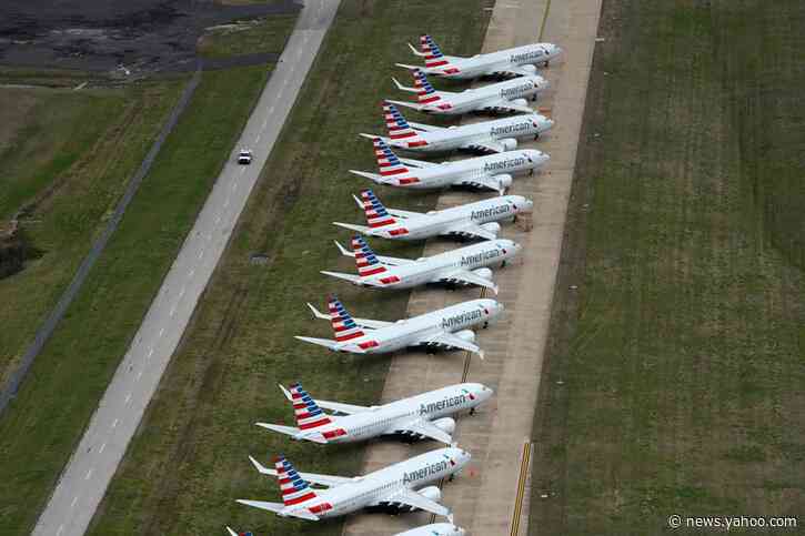 American Airlines sending 25,000 furlough notices, says demand slowing again