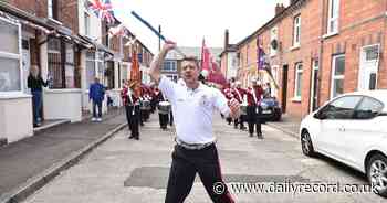 Loyalist parades in Belfast - Scottish Daily Record