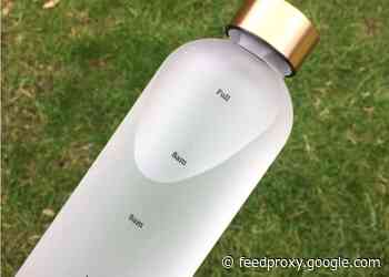 SHEGGS time indicator water bottle