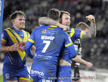 Andrew Johns says Canterbury Bulldogs should sign Daryl Clark