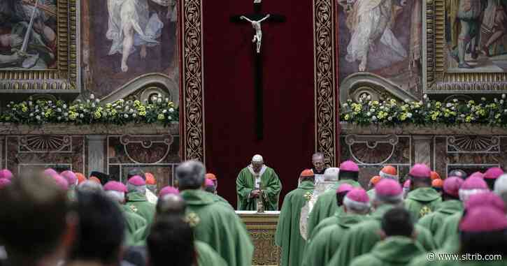 Bishops should report clergy sex abuse to police, Vatican says