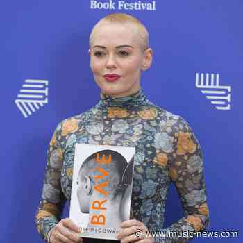 Rose McGowan backs 'Free Britney Spears' campaign