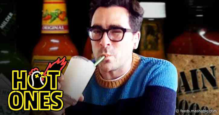 'Schitt's Creek' star Dan Levy embarks on a painful 'Hot Ones' journey
