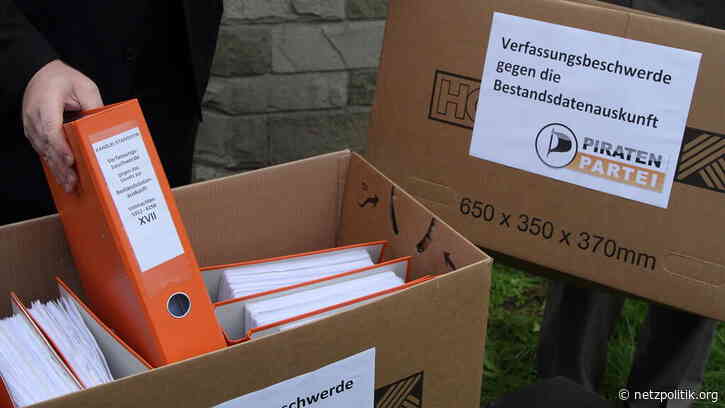 „Behörden-Telefonbuch“: Bundesverfassungsgericht kippt Regelungen zur Bestandsdatenauskunft