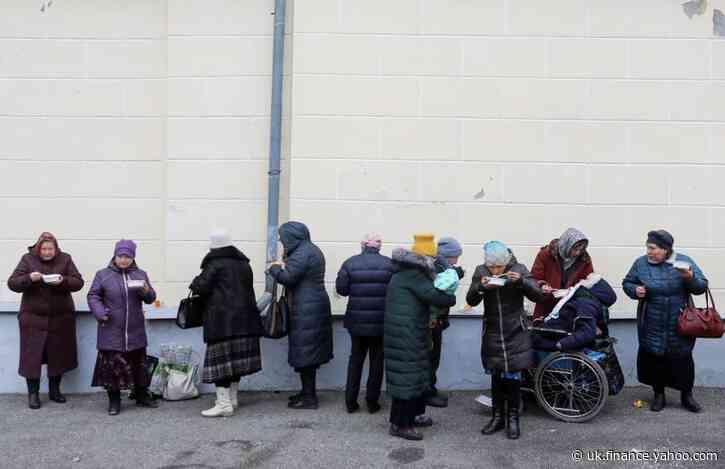Income of Russians falls most in 20 years in second quarter, GDP down 9.6%