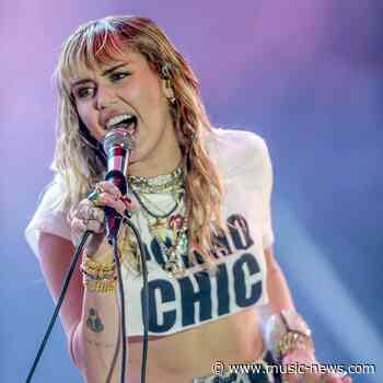 Miley Cyrus' mom calls singer the 'cleanest person I know'