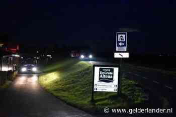 Man gaat papegaai achterna en raakt te water bij camping in Oosterhout
