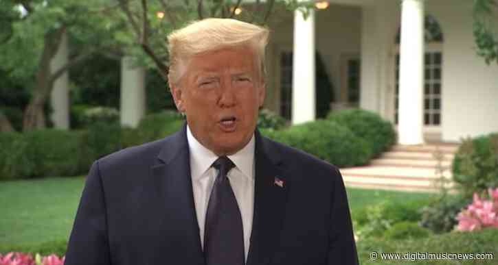 Trump Threatens to Block Second Stimulus Check Over Payroll Taxes