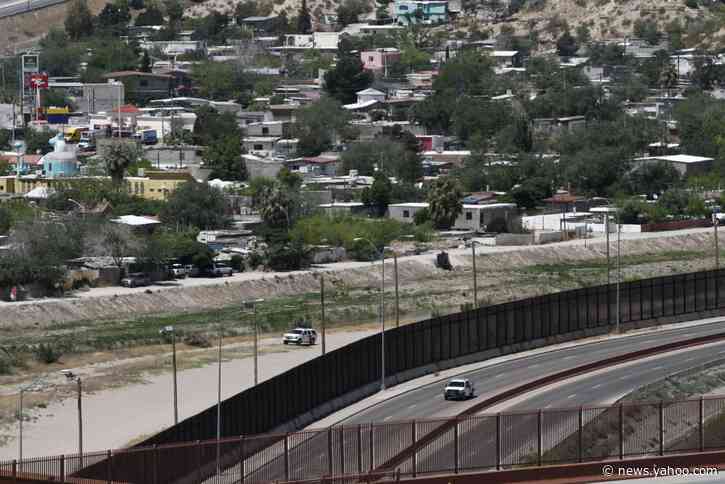 Border agency fires 4, suspends 38 for social media posts