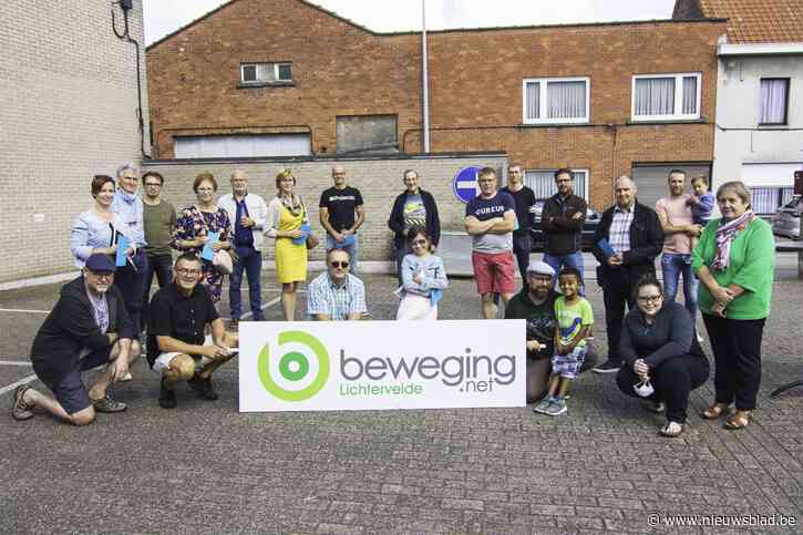 Winnaars fotozoektocht Beweging.net krijgen cadeaubon