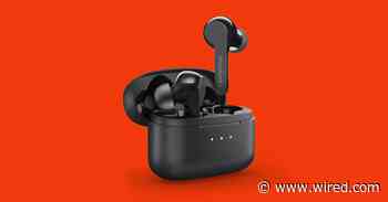 The 16 Best Weekend Deals: Tech Gear, Mattresses, and More