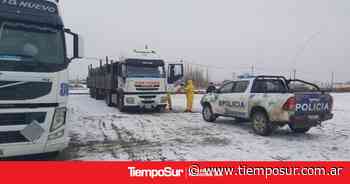 Aíslan a camionero que llegó de Buenos Aires por rutas no habilitadas - TiempoSur Diario Digital